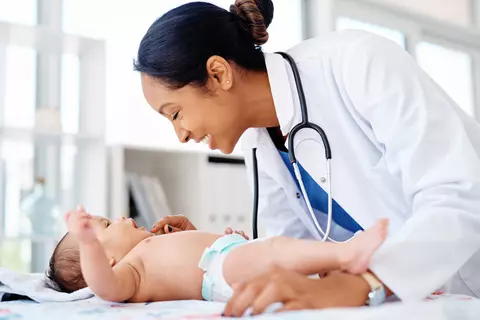 recém-nascido cuidados bebê médica