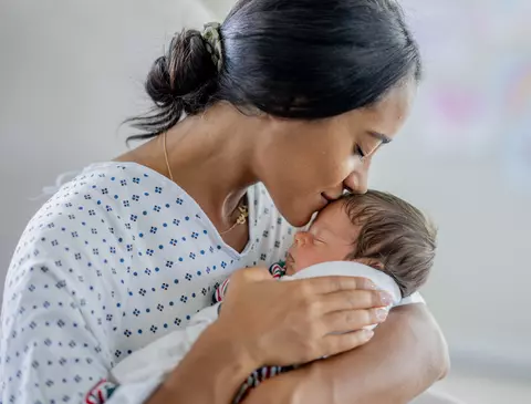 mãe e bebê maternidade icone de noticia